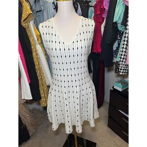 J.O.A. Women's Sleeveless Striped Knit Dress White Size L